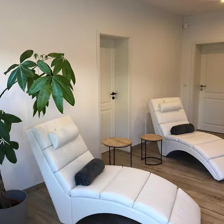 Am Waldesrand * Heringsdorf (Usedom)