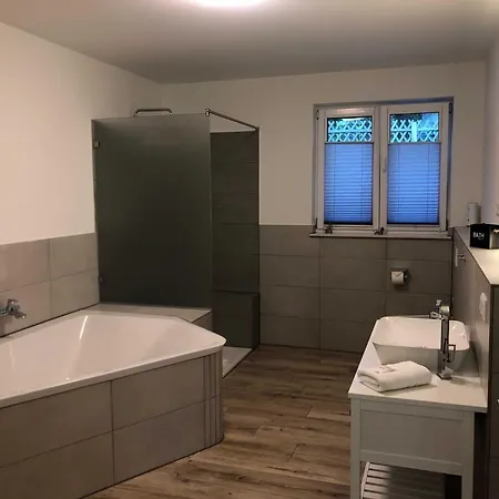 Am Waldesrand Appartement *