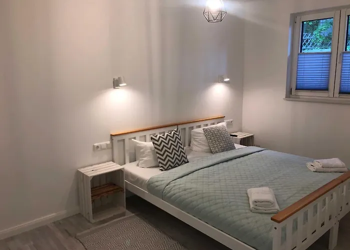 Am Waldesrand * הרינגסדורף